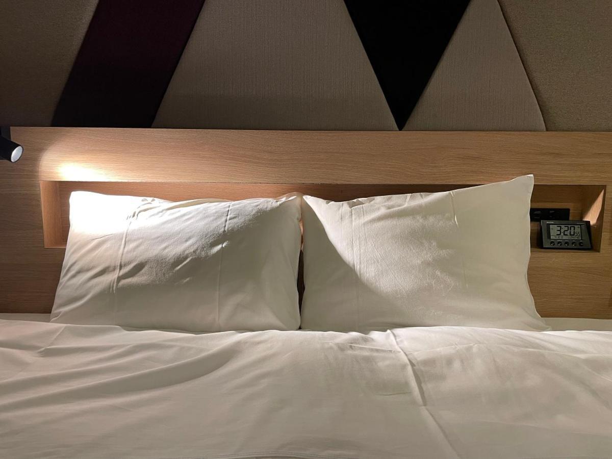 Kohoku Hotel Tsuchiura Buitenkant foto